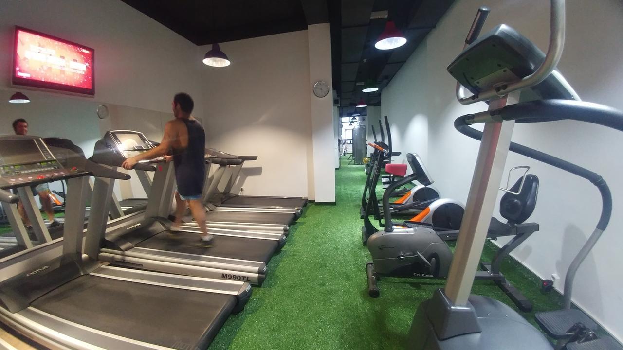 Cross Health Spa Center Erywań Zewnętrze zdjęcie