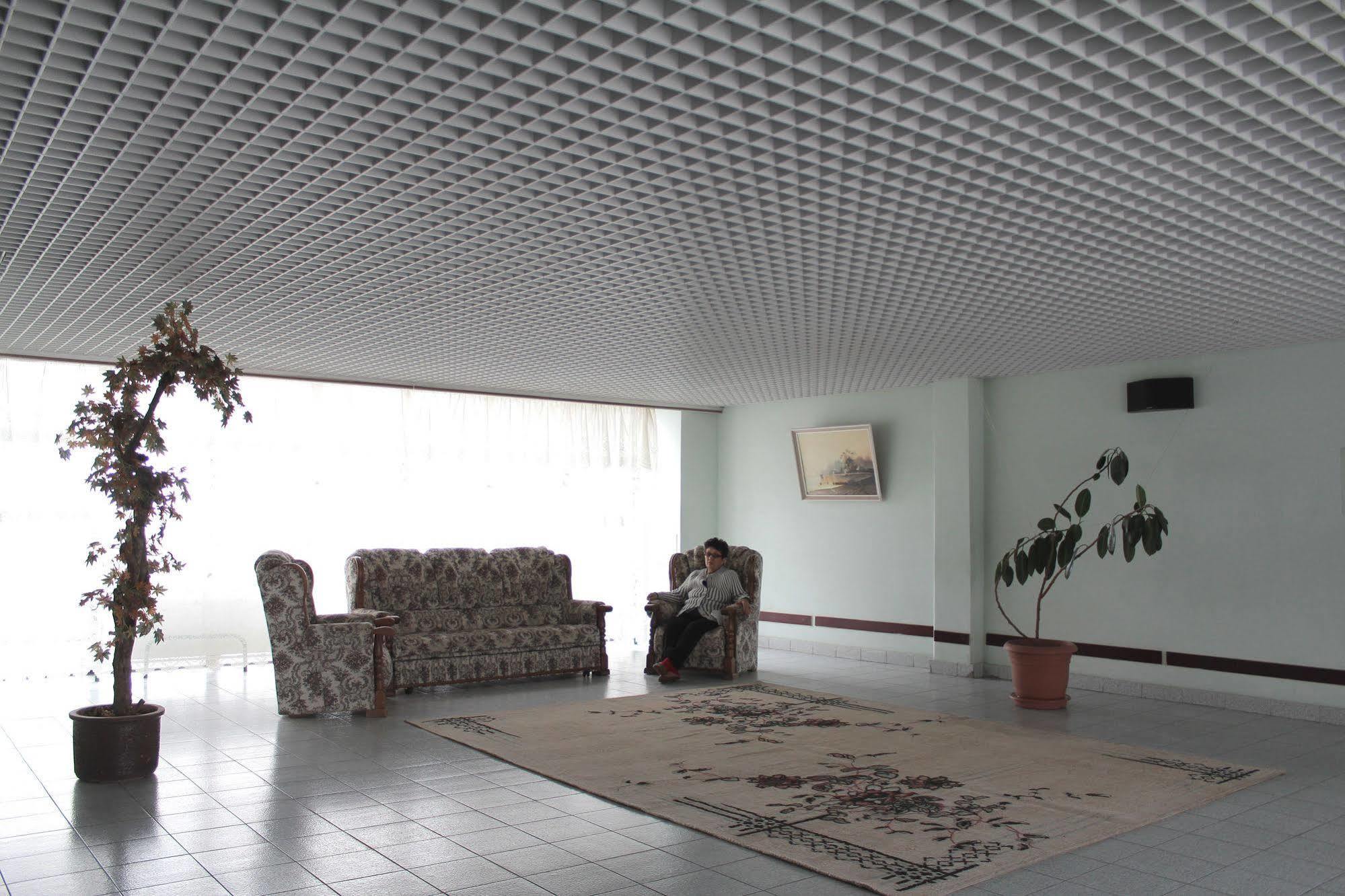 Cross Health Spa Center Erywań Zewnętrze zdjęcie