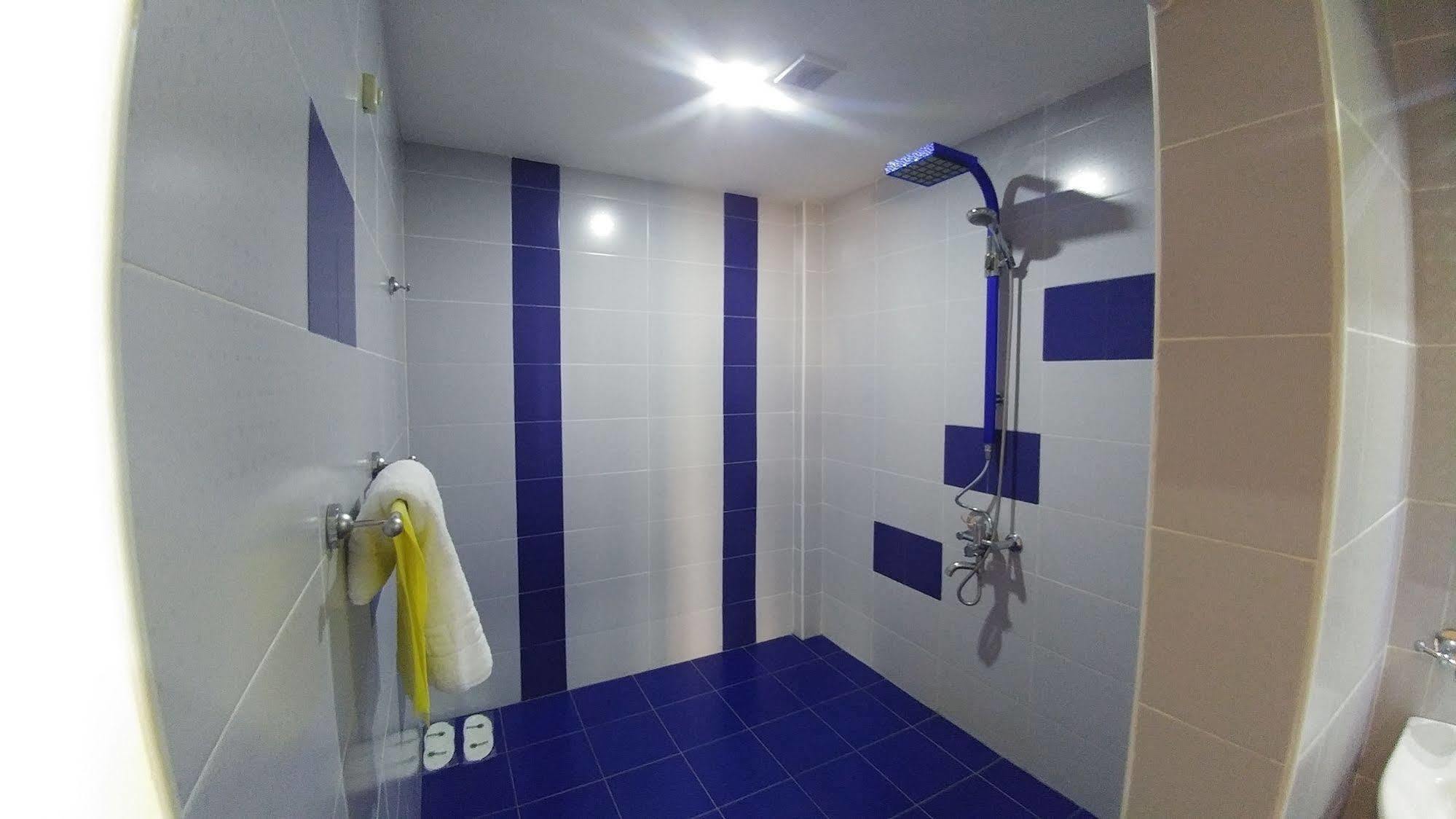 Cross Health Spa Center Erywań Zewnętrze zdjęcie